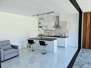 Private Pool House by Olivujoj - Your slice of paradise for six - Anavissos - 2