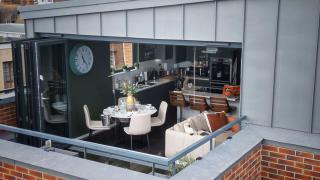 Stunning Luxury 3 Bed Penthouse Sleeps 2 to 6 - 5