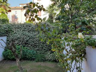 Casa Mari - free secure parking, breakfast, private bathroom, wifi, garden, aircon, 3 min walk to metro and train station - Milan - 7