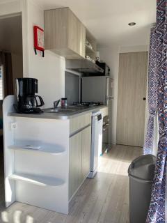 Mobil-home 5 personnes dans camping Mar Estang 4 étoiles avec accès à la plage - Canet-en-Roussillon - 6