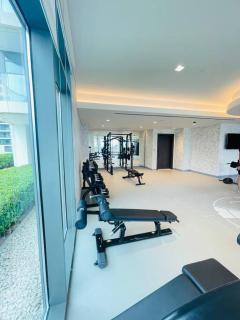 Marina Vista Luxury: 1-BR with Breathtaking Views - Dubai - 6