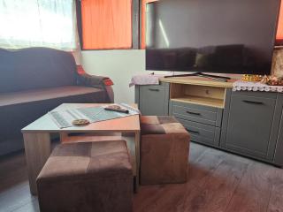 Casa Alba STr,Crizantemelor 17 - Orşova - 2