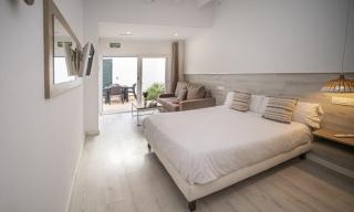 Xubec - Albergue Juvenil - Ciutadella - 0