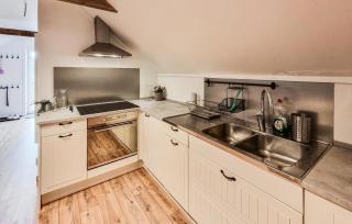 Awesome Apartment In Ljungskile - Ljungskile - 5