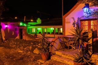 Sintra WOW - Unique double Smart Room in 17th century Palace! Hot tub, Snooker, BBQ, PS5, Sauna, Gym - Sintra - 2