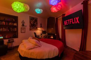 Sintra WOW - Unique double Smart Room in 17th century Palace! Hot tub, Snooker, BBQ, PS5, Sauna, Gym - Sintra - 8