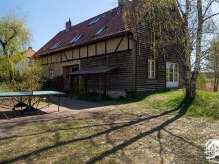 Peter Lassau Modern retreat - 6