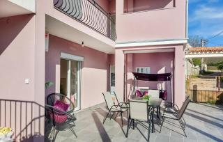 Amazing Home In Labin With Kitchen - Labin - 3
