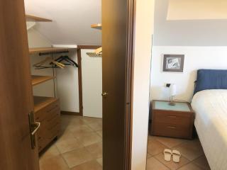 Bright penthouse close to center with terrace and lake view - Lecco - 1