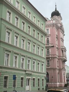 Hermés Petrská - Prague - 8