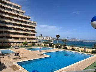 Calpe apartamento lujoso 30m de la playa a estrenar wifi aire piscina - Calpe - 1