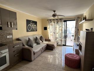 Casa Logan, 1 bedroom apartment with communal pool - Puerto del Carmen - 2