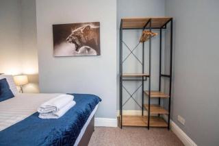 Homey 4 bedroom/ 4 bathroom house + parking - Liverpool - 5