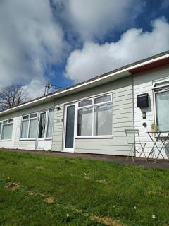 Sandy Toes 435 Norton Park Dartmouth - 5