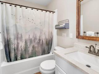 Smoky Bear Lodge at Gr Smoky Mtn Park - Bryson City - 9