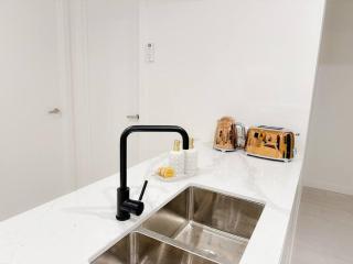 Shine Keysborough High-end Family Home, Netflix, Top Location - Keysborough - 3
