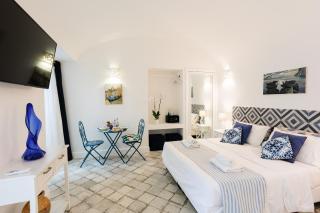 MAISON SAINT MICHAEL - Capri - 0