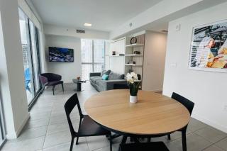 Explore Miami's Heat - Huge 1 bed POOL & GYM - Miami - 3