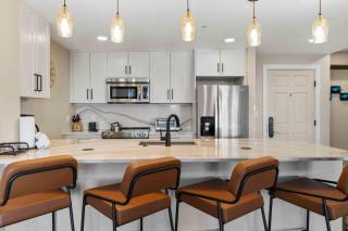 Passage Point 405 condo - 1