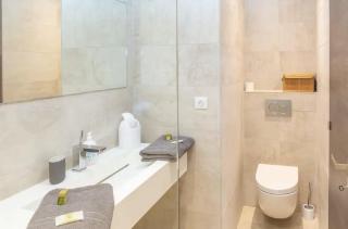 AMAZING LARGE 1-BEDROOM - Cannes - 3