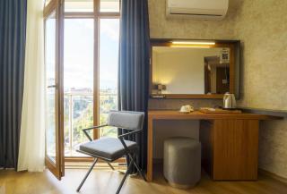 Qinn Hotels - 1