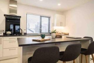 The Surfers Paradise - Portrush - 4