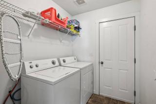 Peaceful & Comfy Single Level Town Home (90) - Meridian - 2