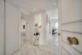 Somptuous 2 bedroom fully renovated with panoramic sea view - Cannes - 3