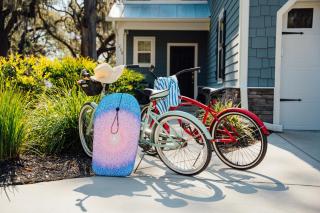 LUXURY BEACH HOUSE W/ BACKYARD OASIS. HEATED POOL. - Hilton Head Island - 8