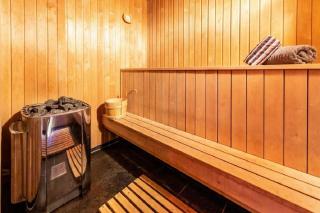 A wonderful estate of two houses for all seasons! - 5