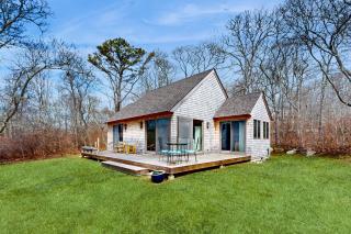 Chilmark Guest House - 4