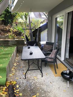 Stylisches Maybach Appartement mit Terrasse für 5 Personen, 5 Betten, große Kochinsel, Homeoffice mit 250Mbit WLAN - Aidlingen - 1