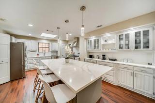 Stunning Gables House Basketball Court - 1