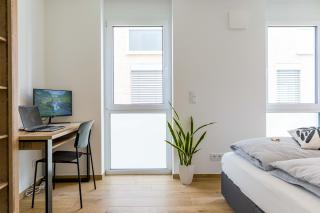 living TIMELESS- Happy Living Bodensee direkt am See mit Billard, Parkplatz und Balkon für bis zu 6 Personen - Friedrichshafen - 2