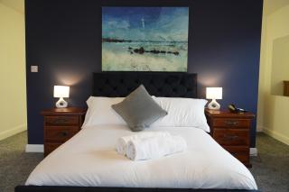 8 double beds in a 5 bedroom house, pets welcome - Epworth - 0