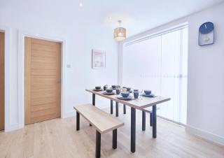 Shaw Heath Cottage - Charming Holiday Home In the Heart of Stockport - Free Parking - 2