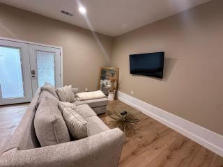 Green Retreat - Red Oak - 9