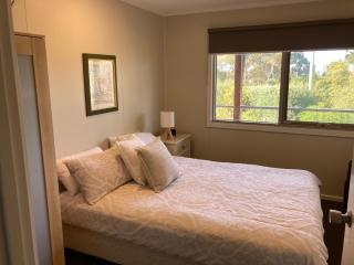 Vines /beach house - Shoreham - 9