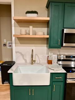 Green Retreat - Red Oak - 2