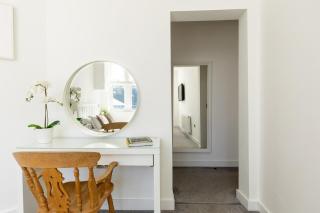 ST MARYS APARTMENT - Modern Apartment in Charming Market Town in the Peak District - Penistone - 2