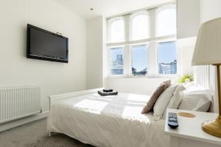 ST MARYS APARTMENT - Modern Apartment in Charming Market Town in the Peak District - 1