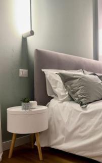The Captain's Apartments ZEPHYR- CITY CENTER Leonardo Academy - Sesto Calende - 5
