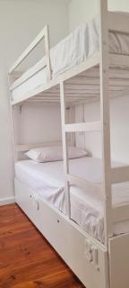 Owls Hostel Ribeiro - Oporto - 8