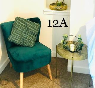 Flat 12A - Central, modern, bright ground floor apartment with free wifi - 9