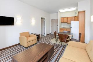 Super 8 by Wyndham Sault Ste. Marie - Sault Ste. Marie - 4