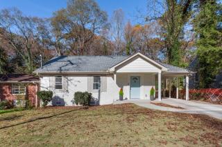 Modern 4 bedroom luxury bungalow in heart of ATL - Atlanta - 1