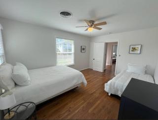 The Bayley House - Llano - 8