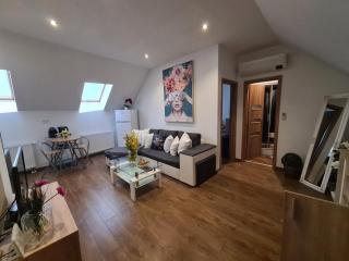 APARTMENT ZVONÁRSKA with PARKING - Košice - 2