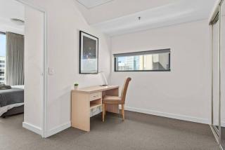 City Centre! 1Bed/1Bath/Study/1Car/Balcony ~ CBD - 5