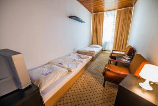 Hotel Merkur - 9
